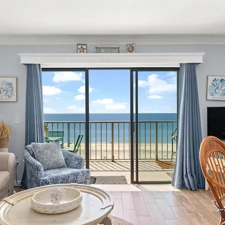 The Summit 502 Apartment